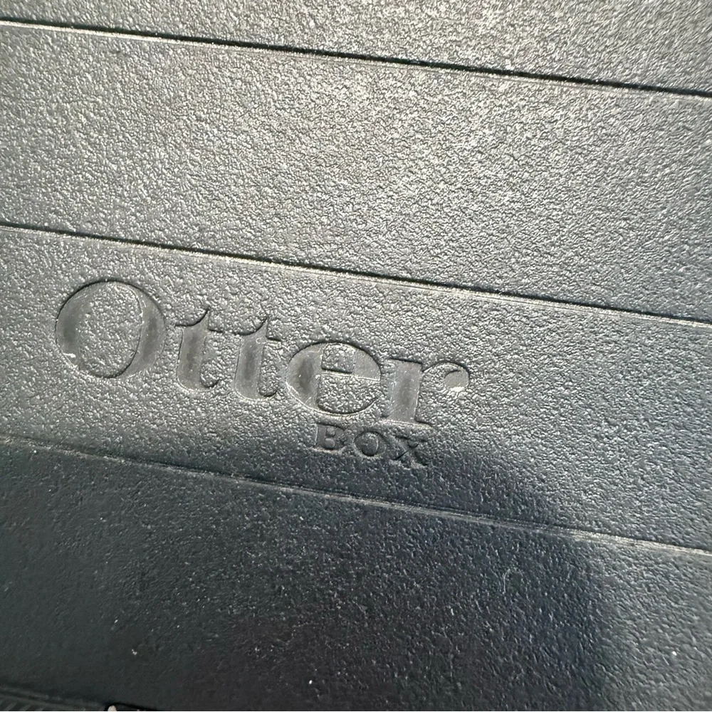 OtterBox Rugged Black Case with Clip